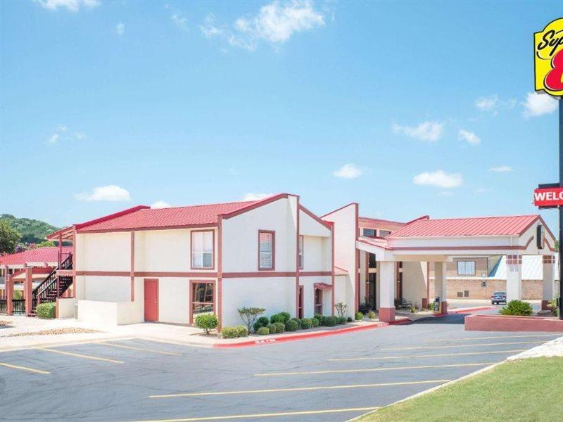 Super 8 By Wyndham Kerrville Tx Экстерьер фото