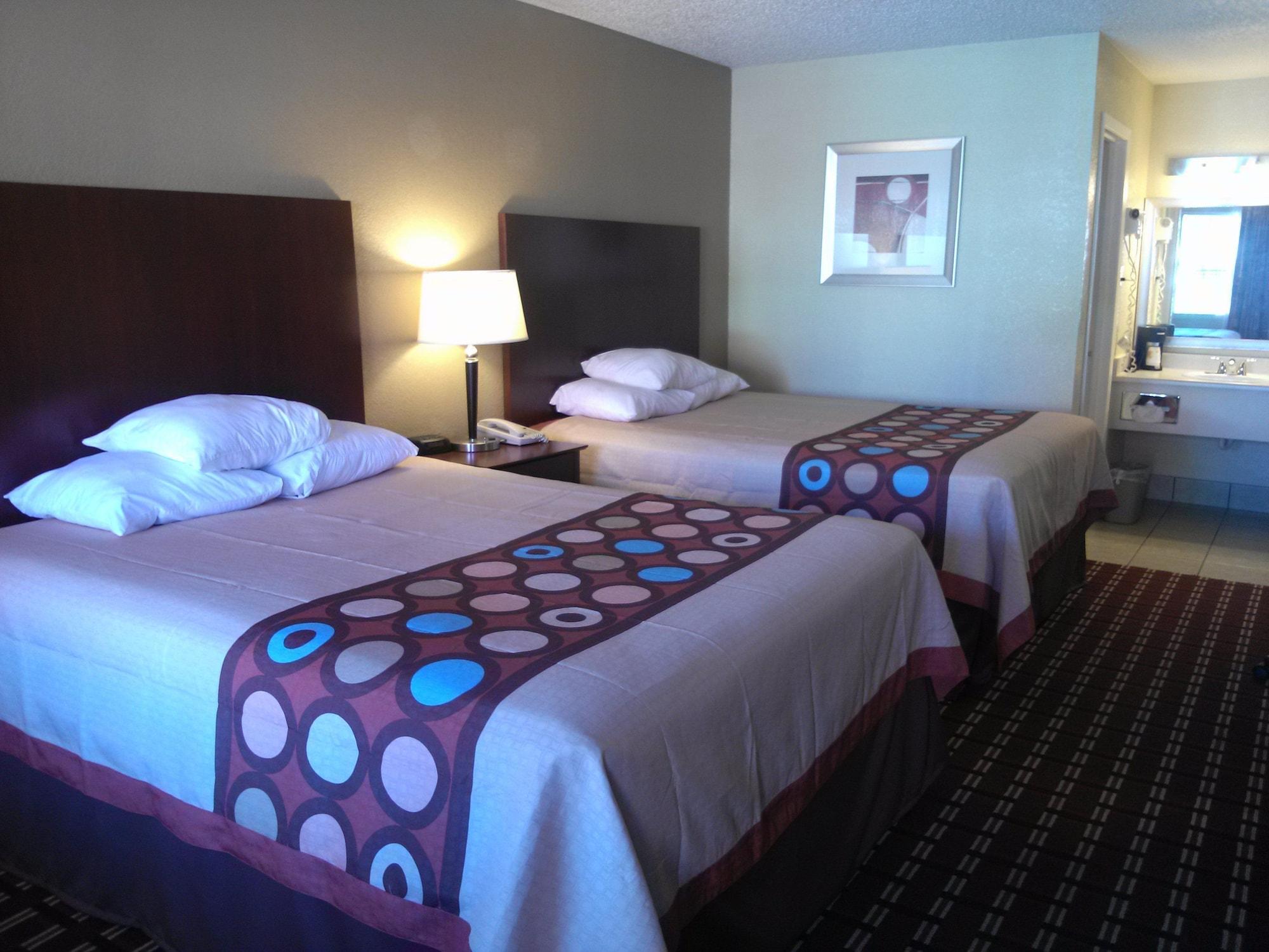 Super 8 By Wyndham Kerrville Tx Экстерьер фото