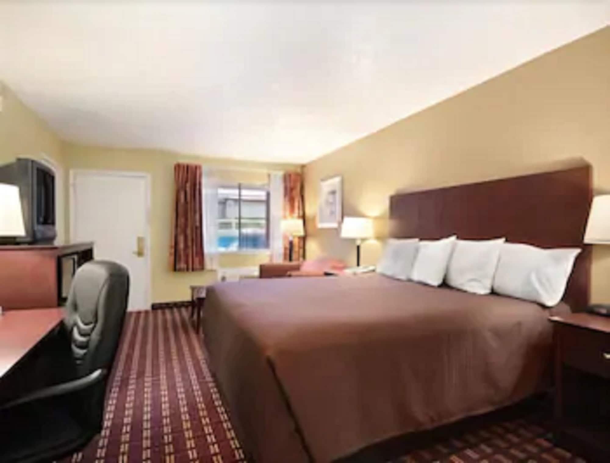 Super 8 By Wyndham Kerrville Tx Экстерьер фото