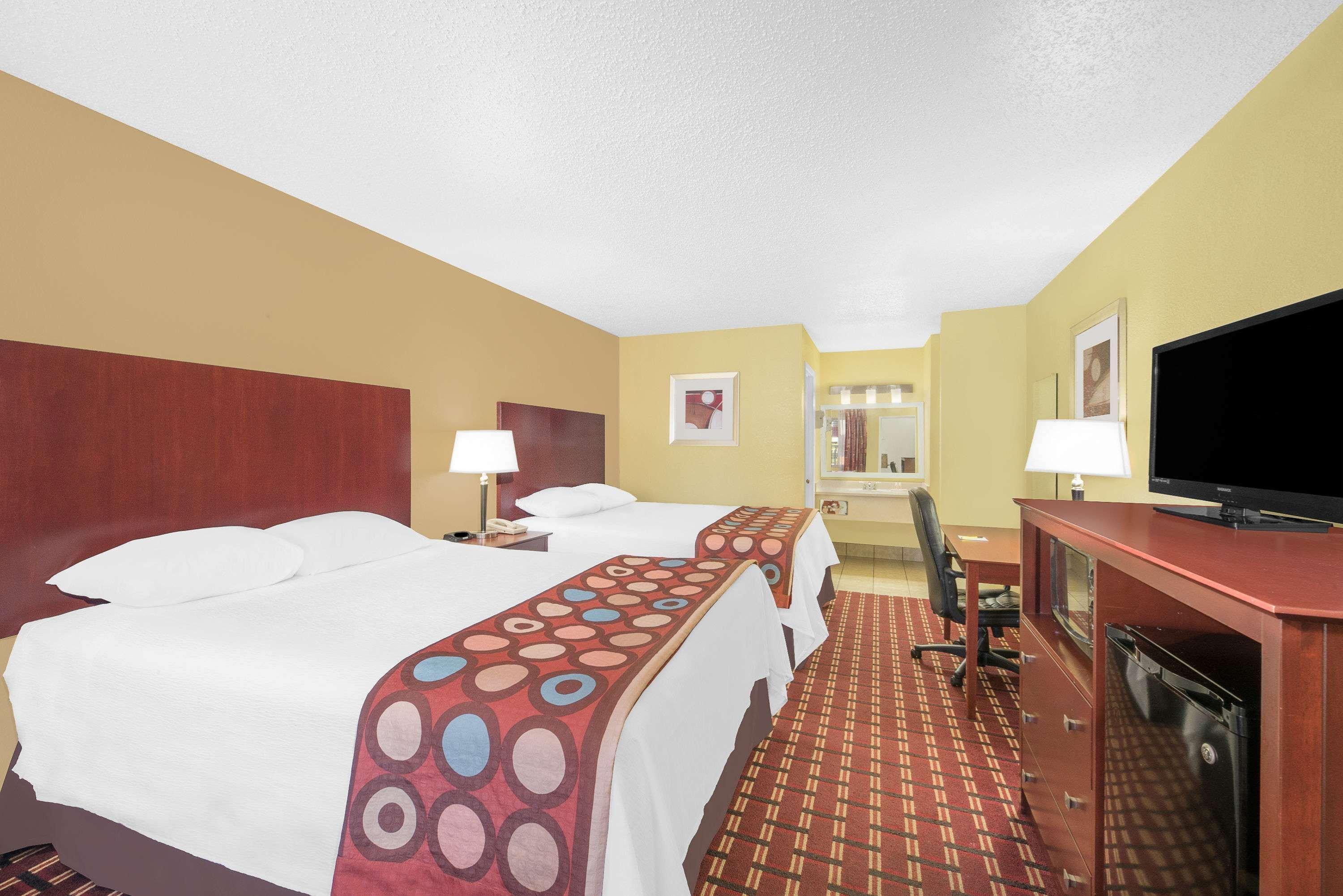 Super 8 By Wyndham Kerrville Tx Экстерьер фото